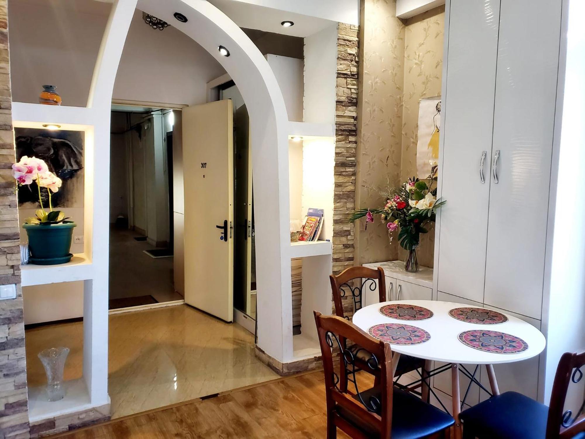 Cozy Apartment In The City Center Mtatsminda Tbilisi Eksteriør bilde