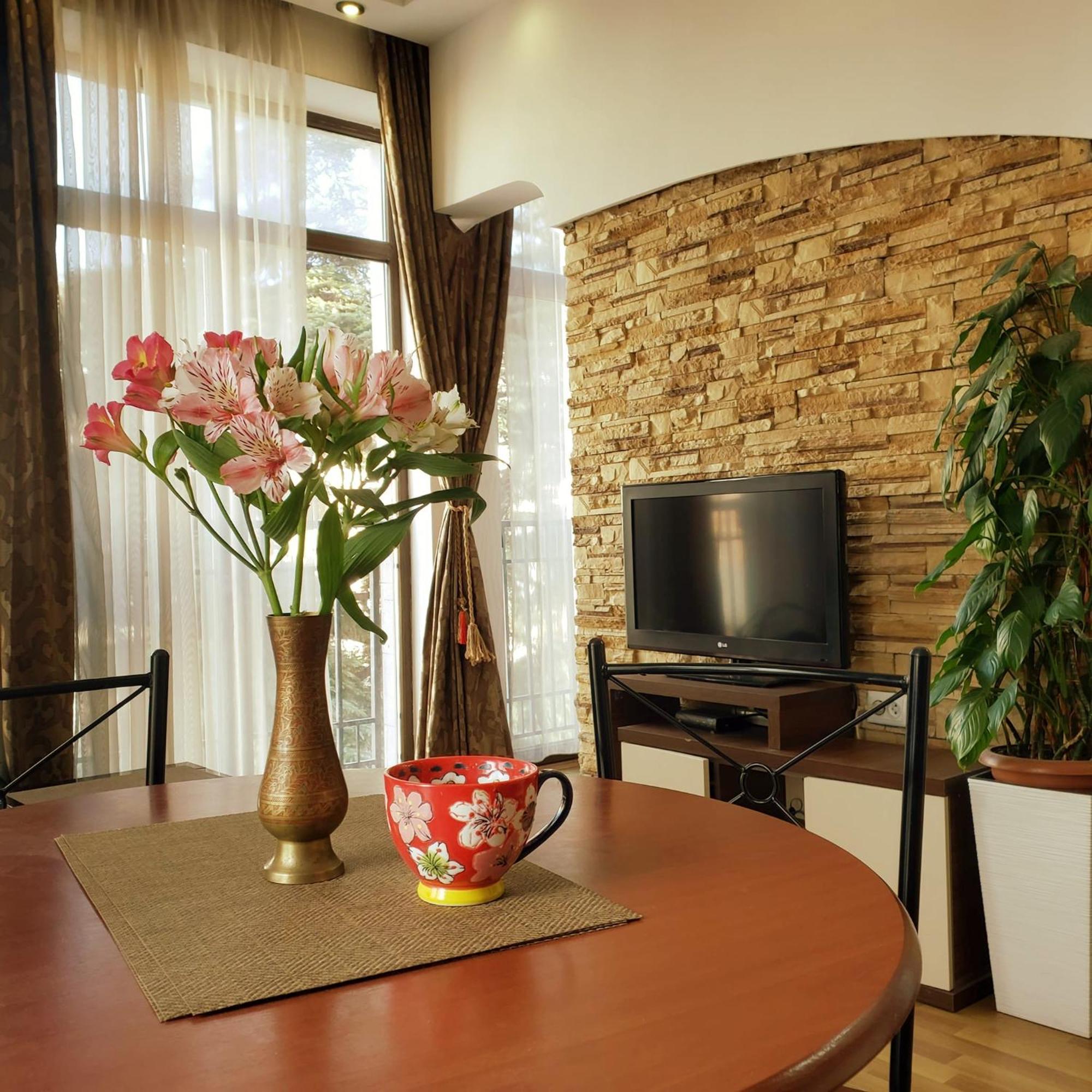 Cozy Apartment In The City Center Mtatsminda Tbilisi Eksteriør bilde