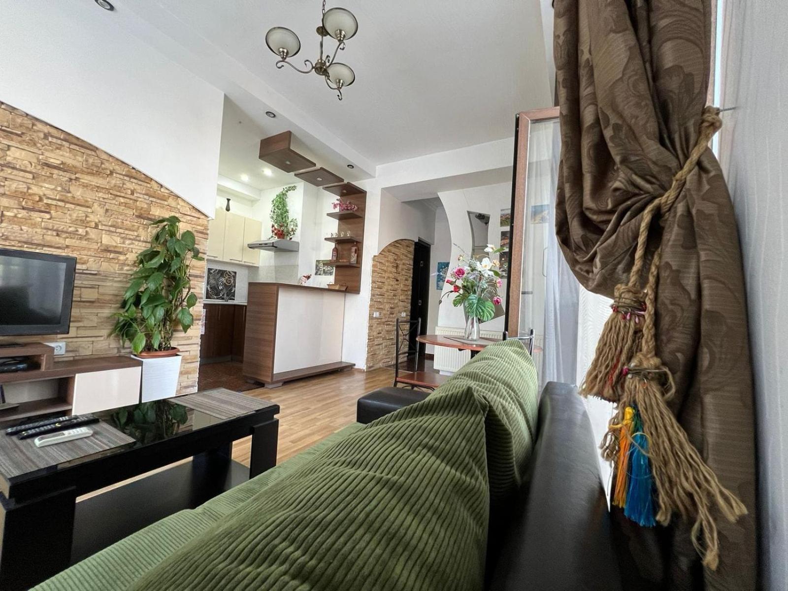 Cozy Apartment In The City Center Mtatsminda Tbilisi Eksteriør bilde