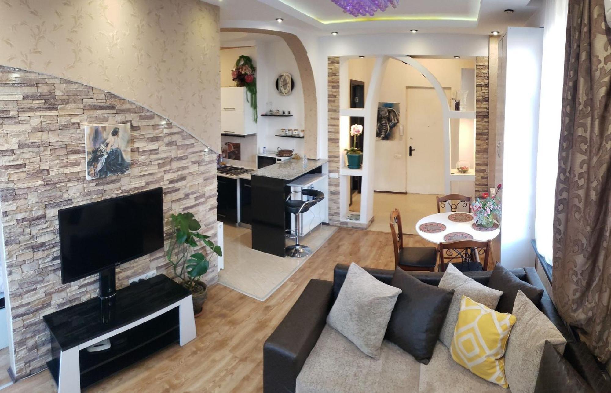 Cozy Apartment In The City Center Mtatsminda Tbilisi Eksteriør bilde
