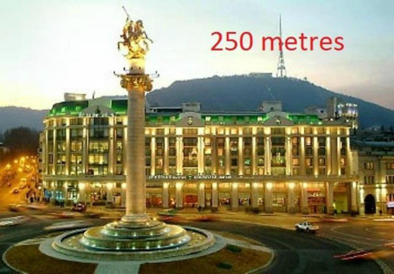 Cozy Apartment In The City Center Mtatsminda Tbilisi Eksteriør bilde