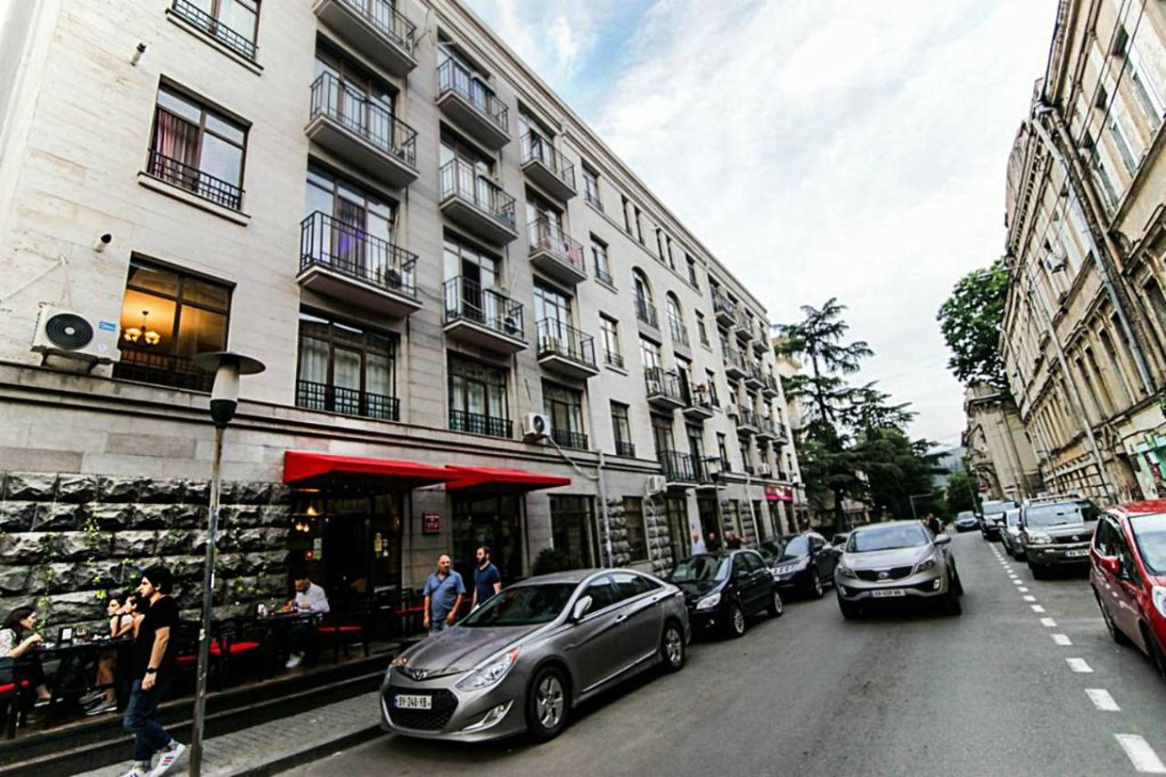 Cozy Apartment In The City Center Mtatsminda Tbilisi Eksteriør bilde