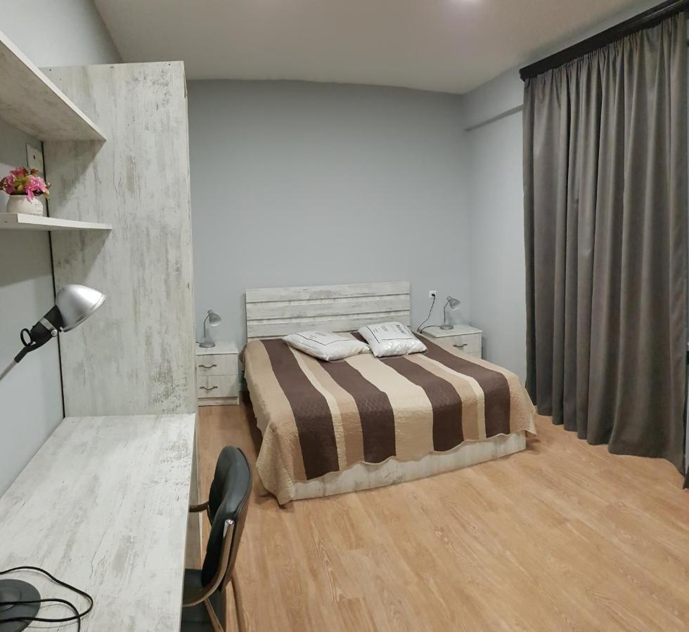 Cozy Apartment In The City Center Mtatsminda Tbilisi Eksteriør bilde